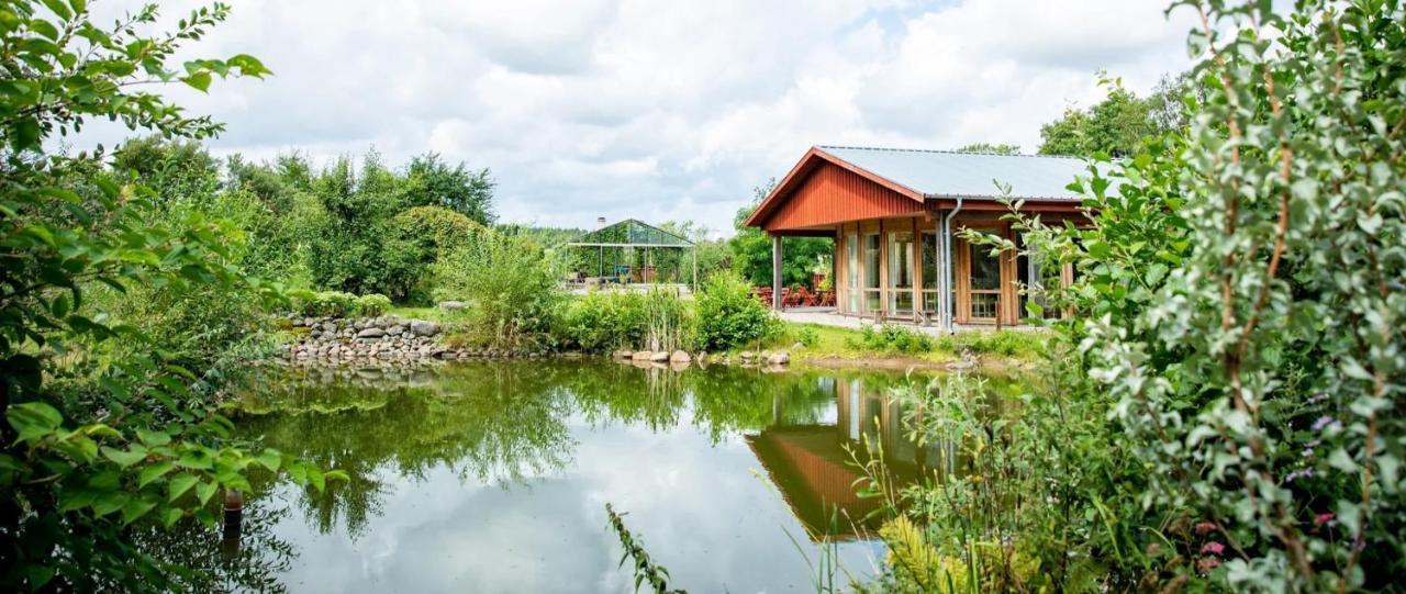 Kontakta Liselotte Abel Bed & Breakfast Vessigebro Ngoại thất bức ảnh