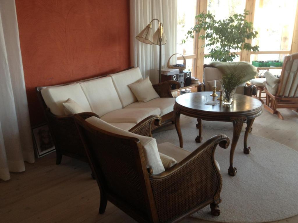 Kontakta Liselotte Abel Bed & Breakfast Vessigebro Ngoại thất bức ảnh